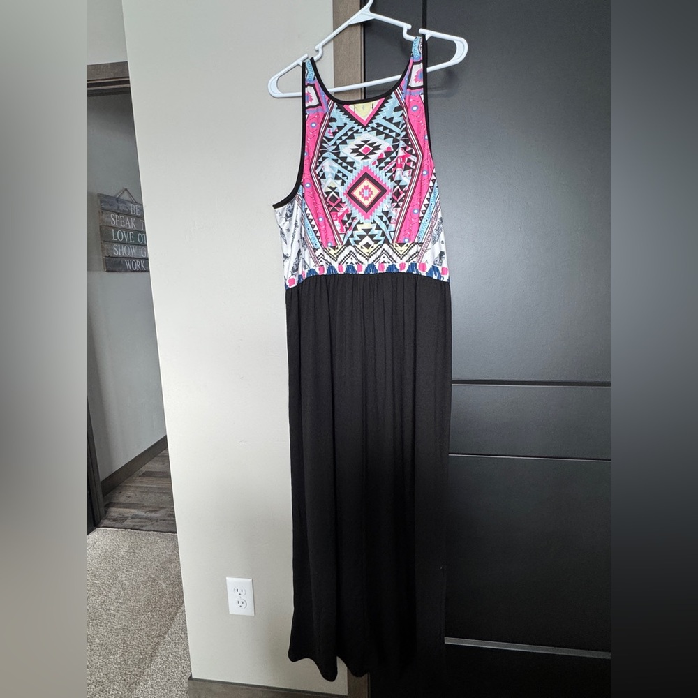 Aztec Print Maxi Dress - Picture 3 of 3